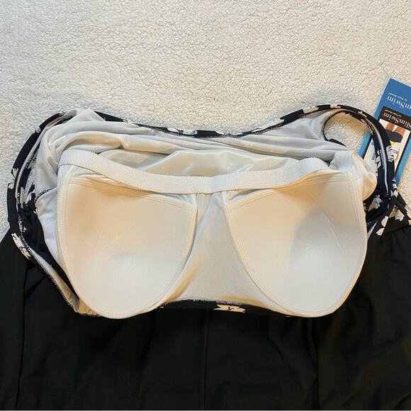 SlimSwim 3X swimsuit Black and White Vinca Floral Print Tank style with Shorts - Picture 6 of 12